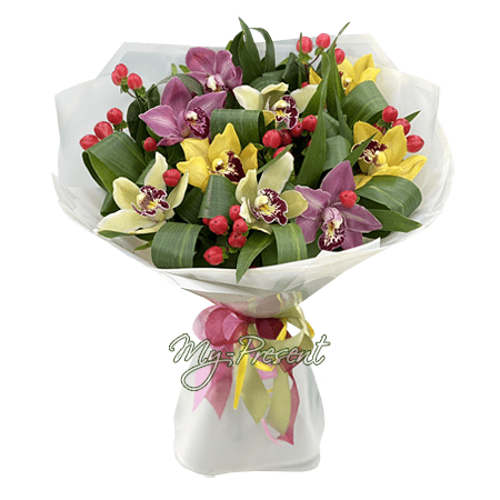 Bouquet of orchids and giperikum