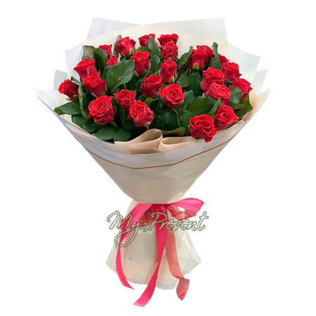 Blumenstrauß aus roten Rosen (50 cm.)