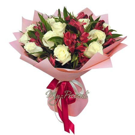 Bouquet of roses and alstroemeria